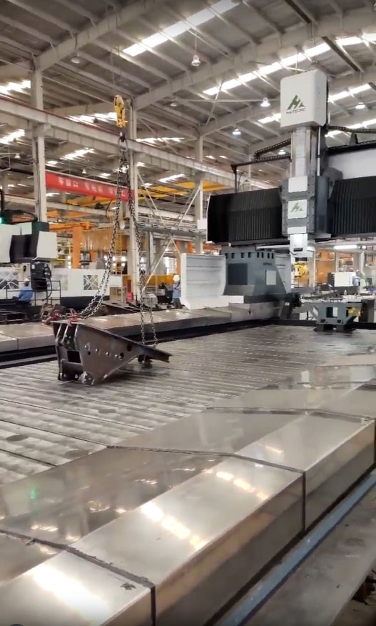 10米動(dòng)柱龍門數(shù)控銑床